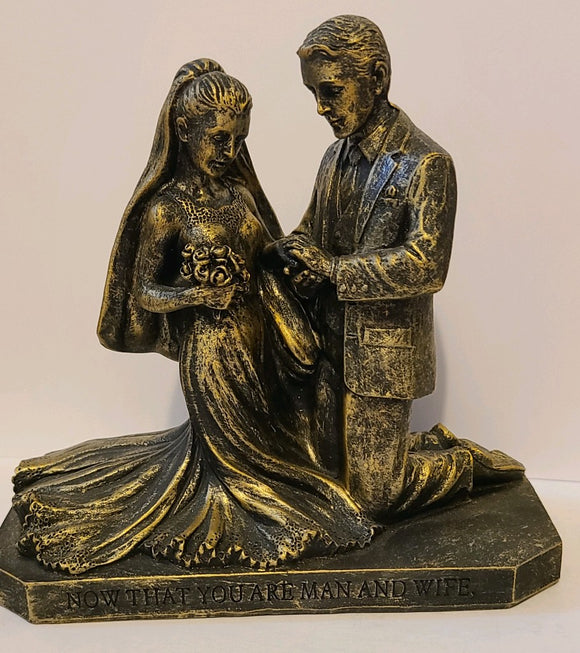 Wedding Couple Figurine - Called to Pray