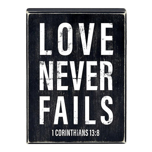 Box Sign-Love Never Fails (6